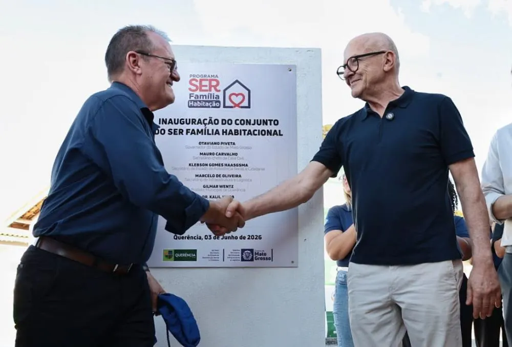 Pivetta entrega 50 casas populares em Querência